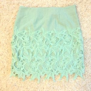 Short Lace Skirt - Mint Green